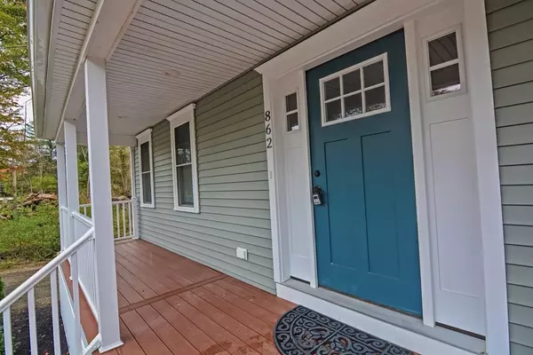 Taunton, MA 02718,862 Caswell St