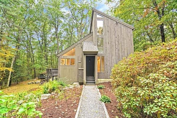 222 Davidson Rd, Boxborough, MA 01719