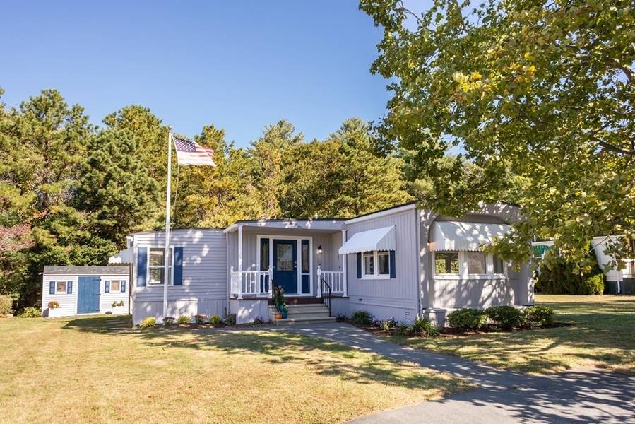 25 Coachman Terrace, Plymouth, MA 02360