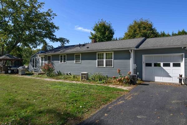 267 River Road, Sunderland, MA 01375