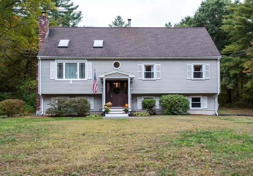 545 Walnut St, Bridgewater, MA 02324