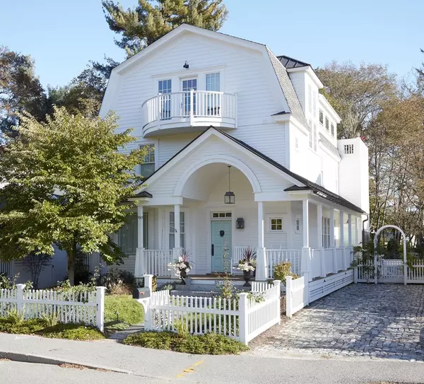 33 Stow Street, Concord, MA 01742