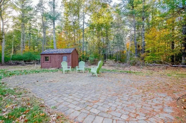 Rochester, MA 02770,25 Gerrish Road