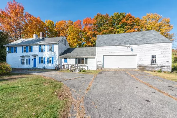 47 Heald St, Pepperell, MA 01463