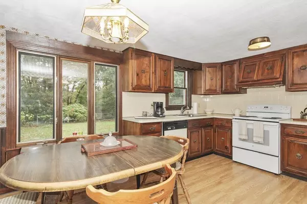 Millis, MA 02054,9 Woodlawn Drive