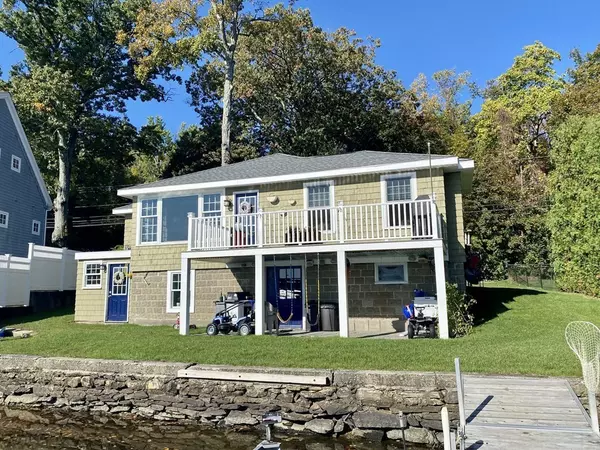 Millbury, MA 01527,9 Singletary Rd