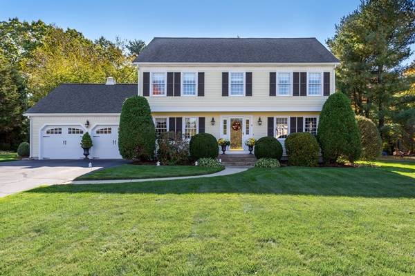 8 Bridle Path, Franklin, MA 02038