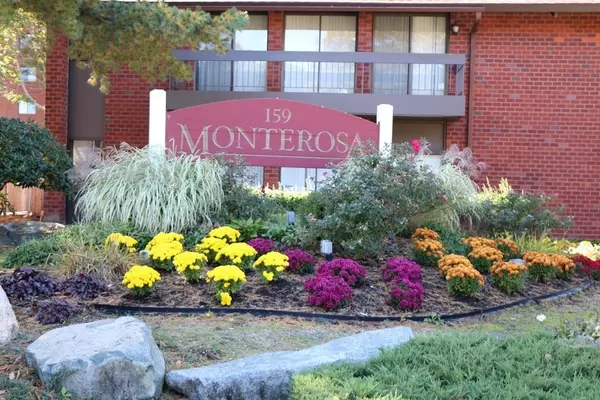 159 Main St #33C, Stoneham, MA 02180