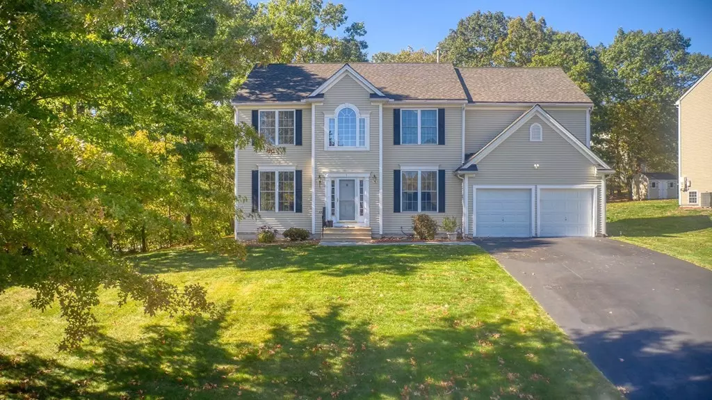 1 Seaver Farm Lane, Grafton, MA 01560