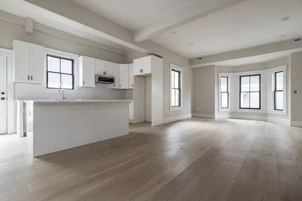 33 Warren Avenue #2, Somerville, MA 02143