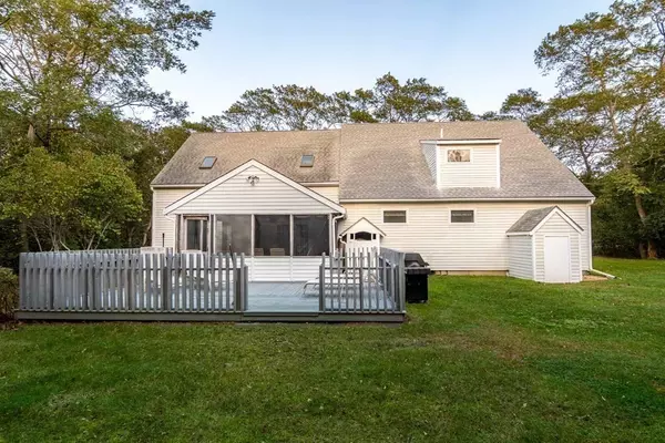 Edgartown, MA 02539,42 Road To The Plains