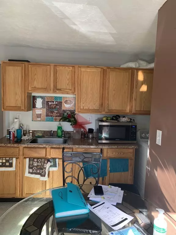 Springfield, MA 01105,77 Clifton Ave