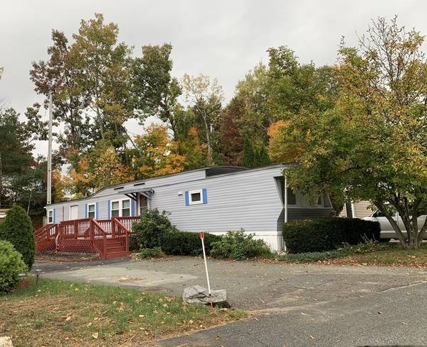 Tewksbury, MA 01876,179 Lakeview Street