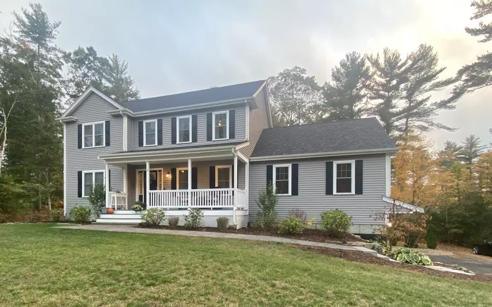 3 Woodland Ridge Drive, Lakeville, MA 02347