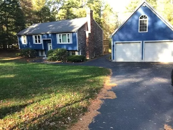 51 Howland Rd, Lakeville, MA 02347