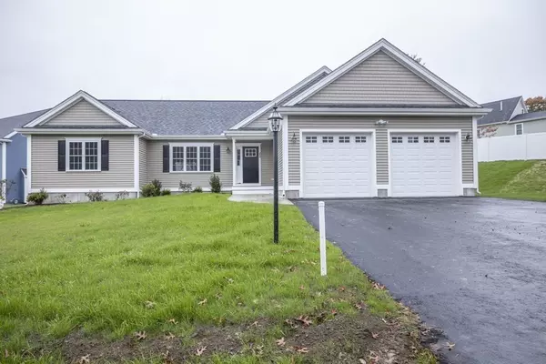 25 Lois Lane, Taunton, MA 02780