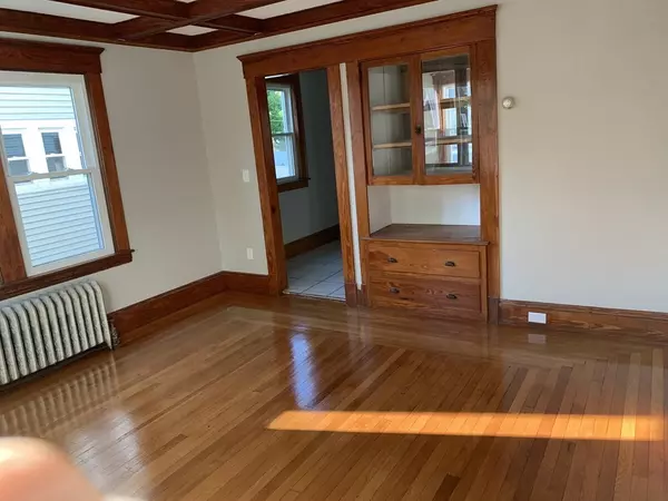 Springfield, MA 01108,60 Burton St