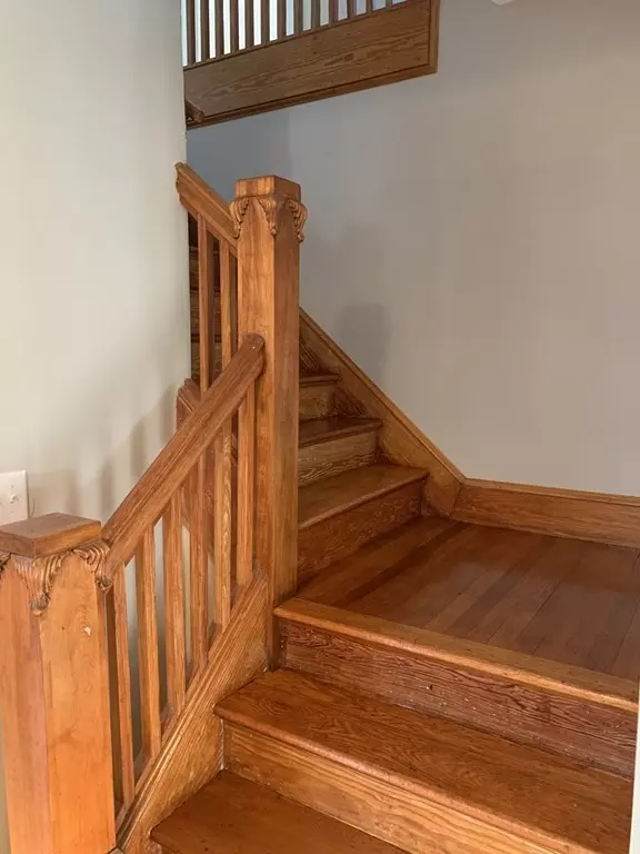 60 Burton St, Springfield, MA 01108