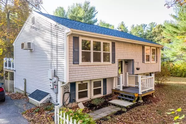 Berkley, MA 02779,12 Seymour St