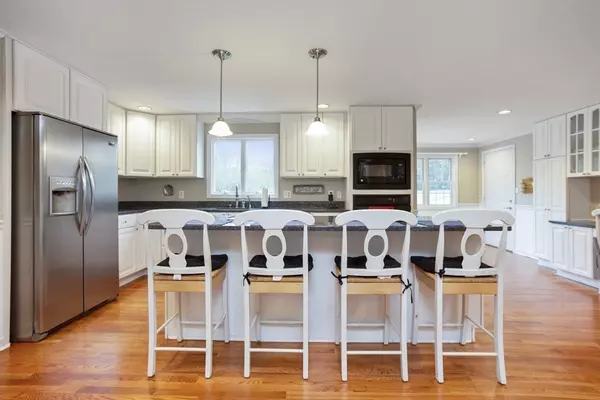 Berkley, MA 02779,12 Town Landing Rd