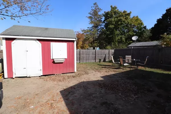 Abington, MA 02351,43 Davis St