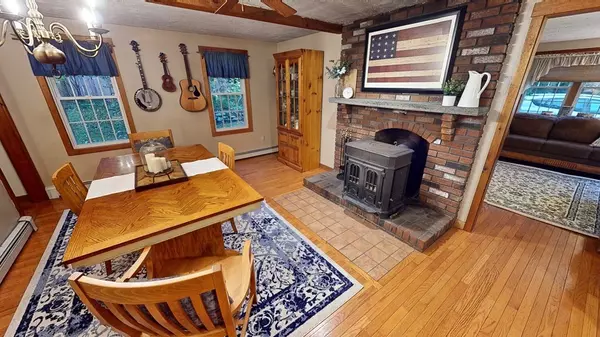 71 Roller Coaster Road, Hanson, MA 02341