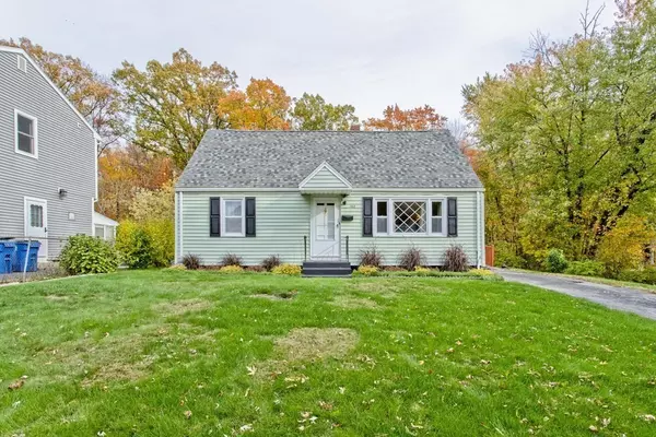 162 Wolcott Ave, West Springfield, MA 01089