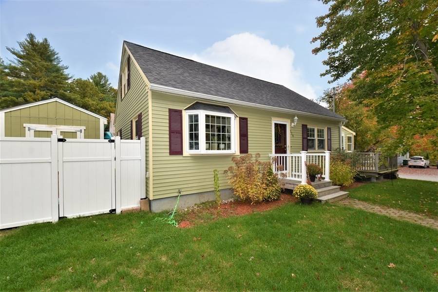 118 E Glenwood St, Nashua, NH 03060