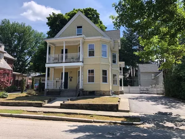 2 Haviland St, Worcester, MA 01602