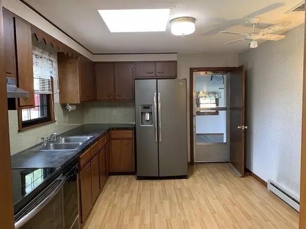 Auburn, MA 01501,156 Bryn Mawr Ave