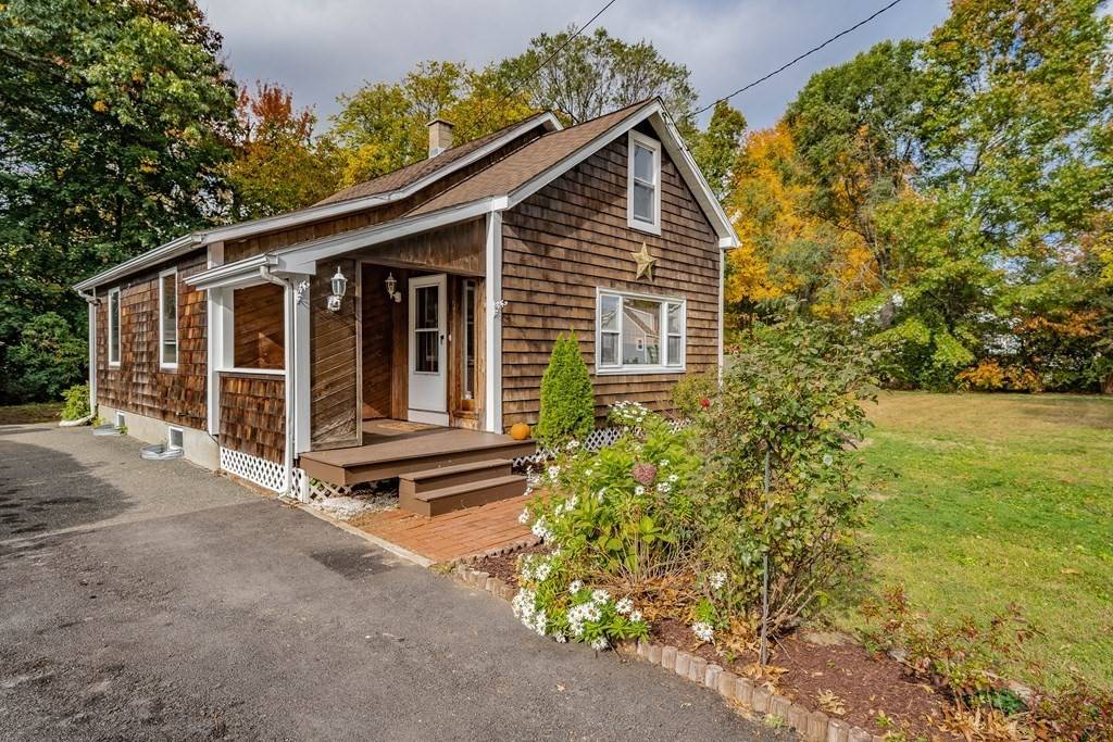 144 Lamont St, Springfield, MA 01119