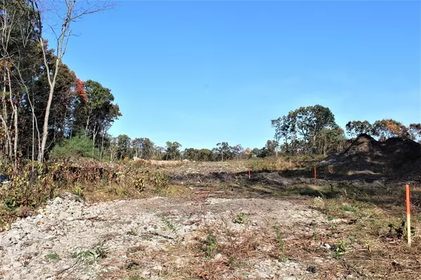 LOT 2 Red Rock Lane, Plainville, MA 02762