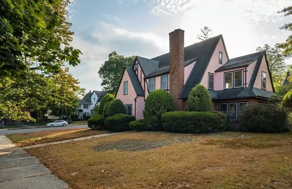 149 Bellevue Ave, Springfield, MA 01108