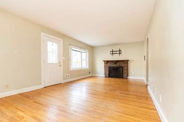 Newton, MA 02465,114 Derby St