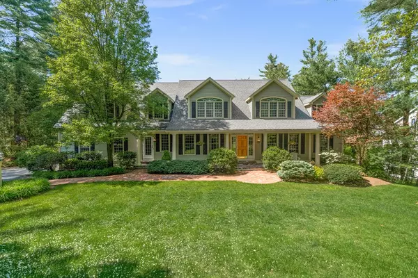 14 Schaffner Lane, Dover, MA 02030