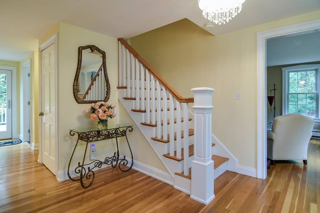 Dover, MA 02030,16 Tower Drive