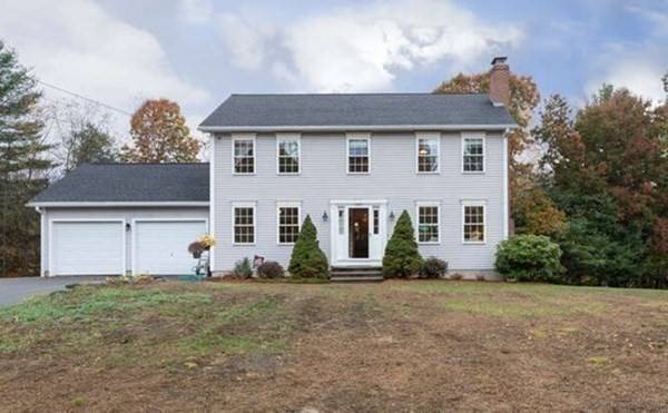 407 Brockelman Rd, Lancaster, MA 01523