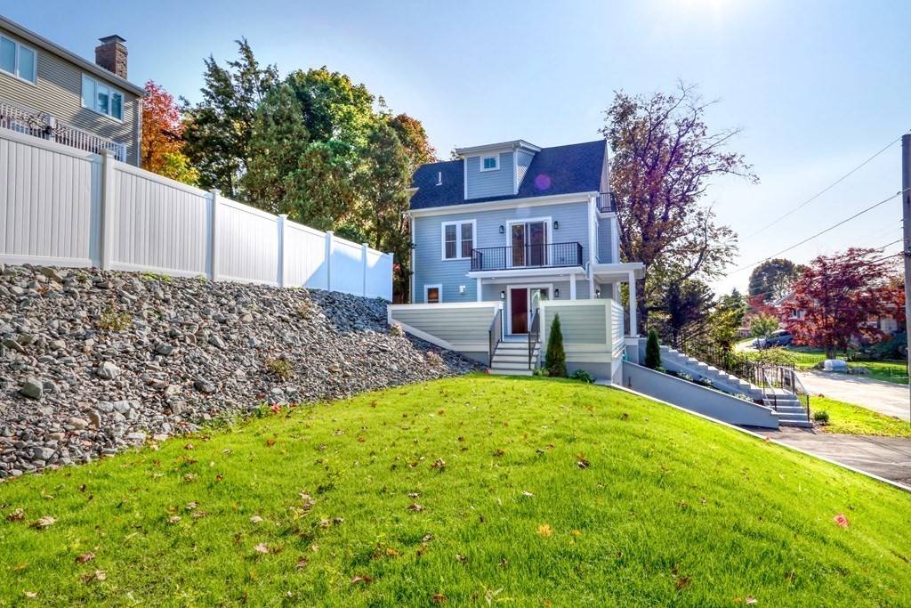 Quincy, MA 02171,910 E Squantum Street