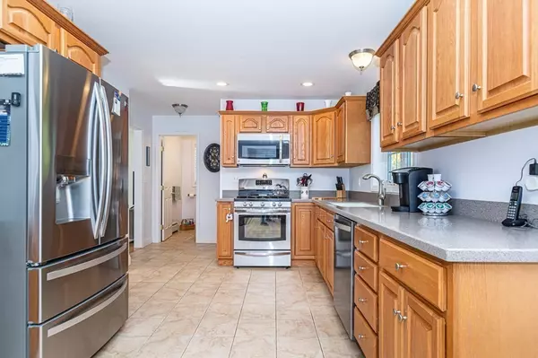 Seabrook, NH 03874,36 Pineo Farms Rd