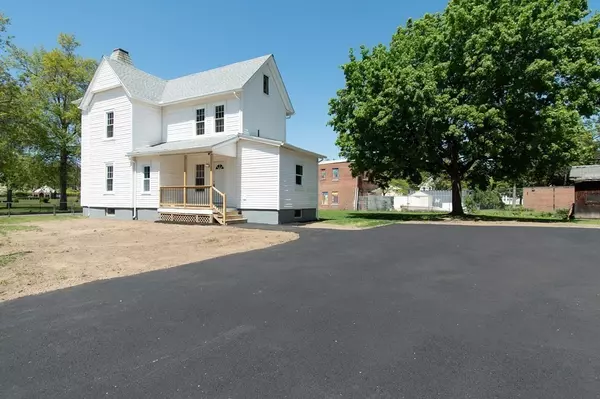 Springfield, MA 01109,427 Bay St