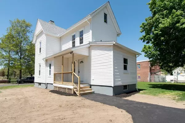 427 Bay St, Springfield, MA 01109