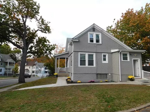 154 Orange St, Springfield, MA 01108