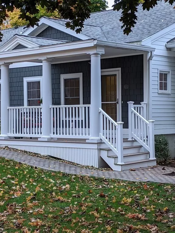 Ipswich, MA 01938,16 Green St #11