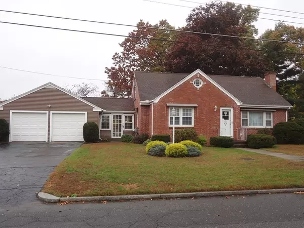 51 Pulaski St, Springfield, MA 01151