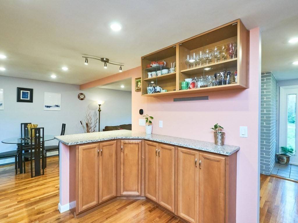 Sudbury, MA 01776,15 Pinewood Avenue