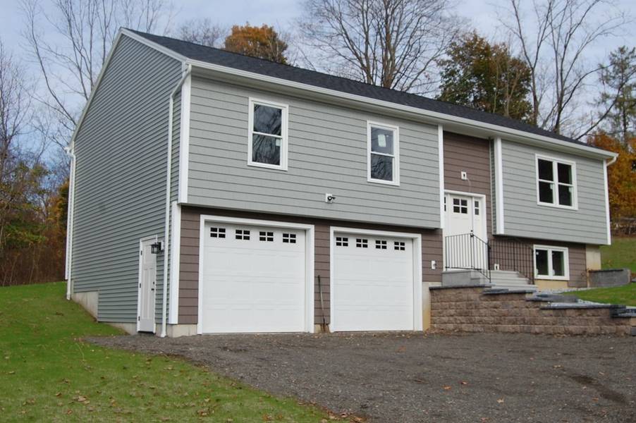 13 Cushing St., North Brookfield, MA 01535