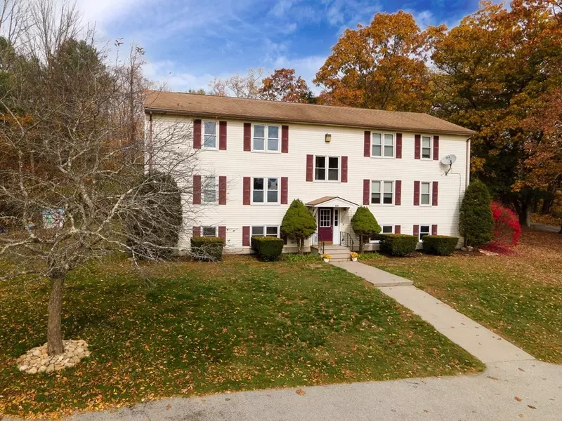 236 Burlingame Rd #E, Charlton, MA 01507