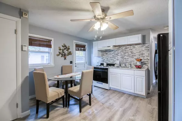 Springfield, MA 01104,19-21 Victoria Street