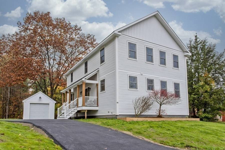 86 West Main Street, Russell, MA 01071