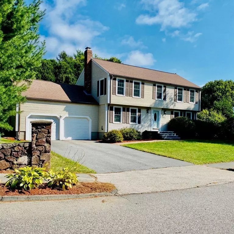 Shrewsbury, MA 01545,1 Holly Lane